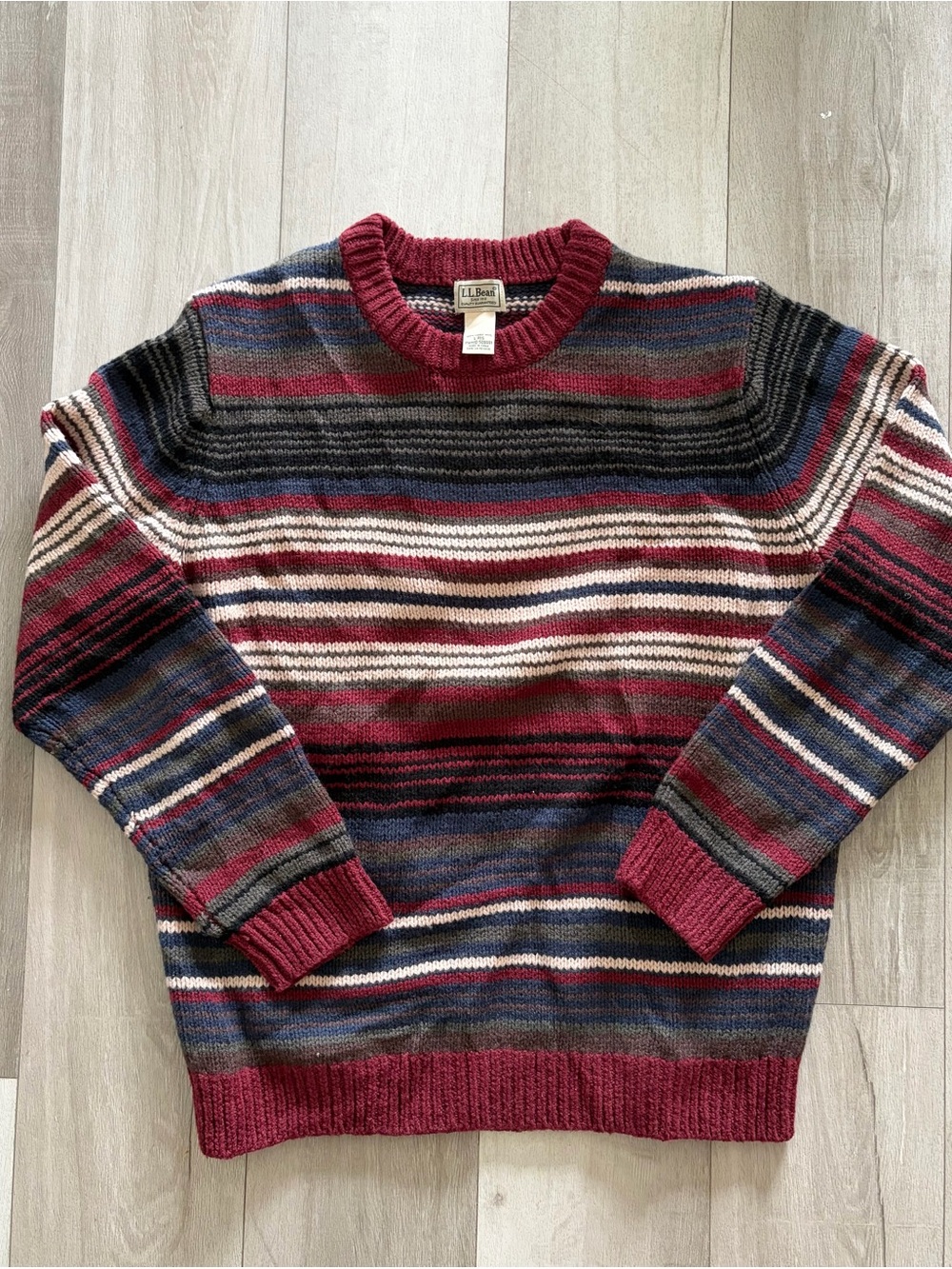 L.L. Bean Men's Striped Crewneck Sweater in Burgundy 100% Lambswool